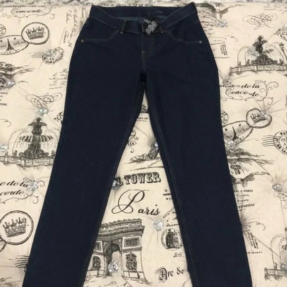 Hue Women’s Denim Leggings - Picture 2 of 6